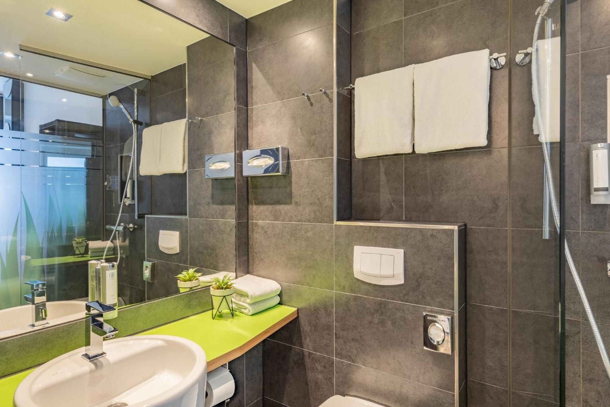 Hotel Garner By Ihg 4*